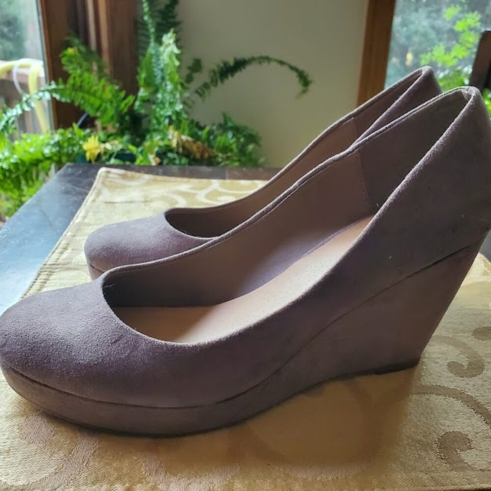 Suede tan 3 1/2" Wedge heels